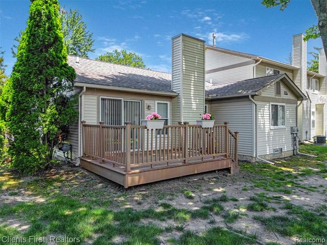 35533 Dove Trail 24, Westland, MI 48185