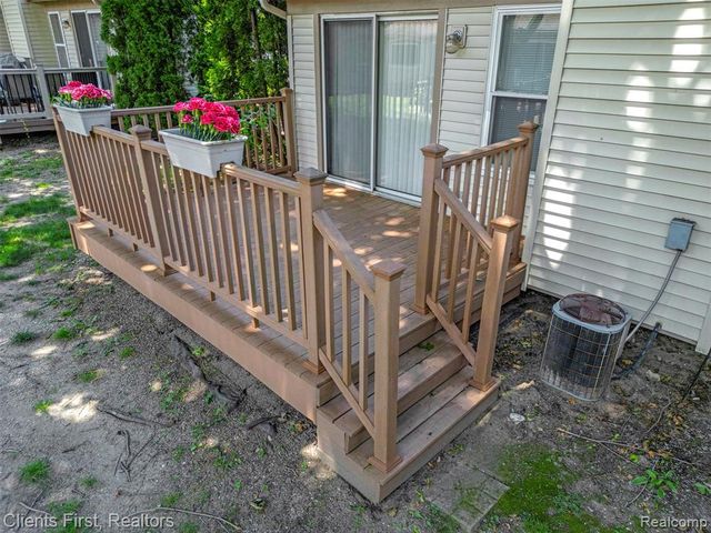 35533 Dove Trail 24, Westland, MI 48185