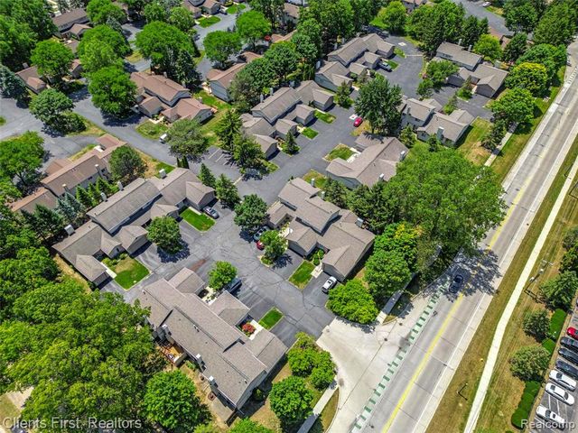 35533 Dove Trail 24, Westland, MI 48185