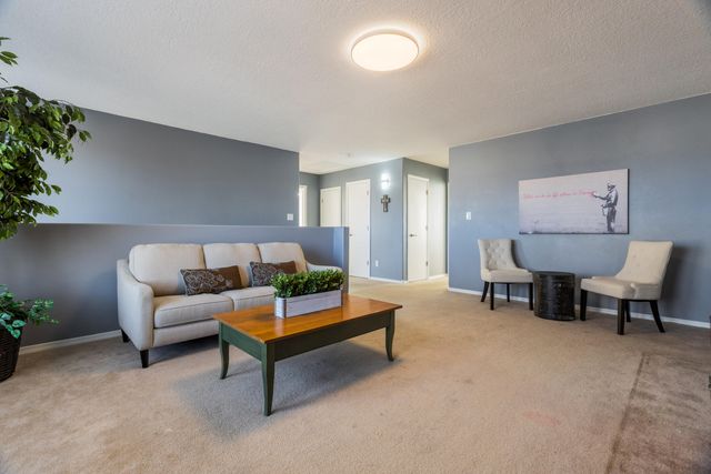 10716 Stonebrook Place NW, Albuquerque, NM 87114