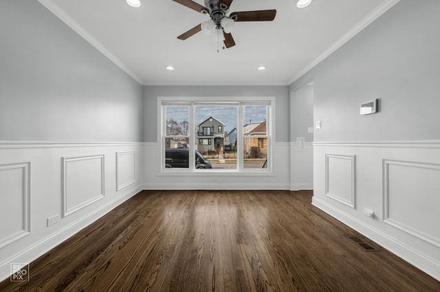 3733 W 58th Street, Chicago, IL 60629