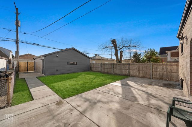 3733 W 58th Street, Chicago, IL 60629