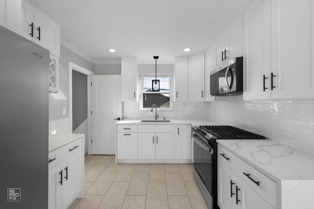 3733 W 58th Street, Chicago, IL 60629