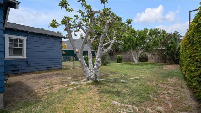 207 W Buffalo Avenue, Santa Ana, CA 92706