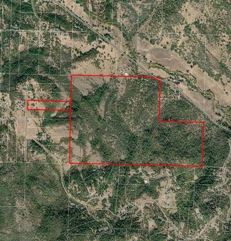 6536 Shadow Glen Drive, Eagle Point, OR 97524