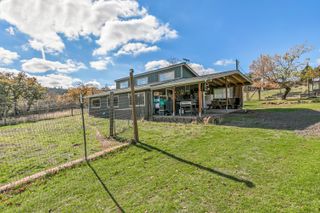 6536 Shadow Glen Drive, Eagle Point, OR 97524