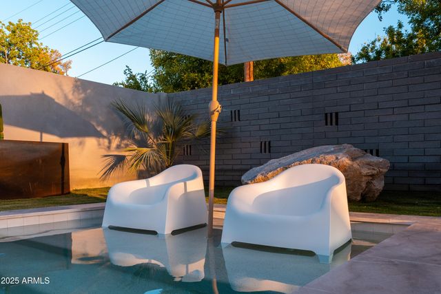 5311 E MITCHELL Drive, Phoenix, AZ 85018