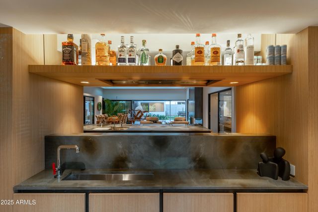 5311 E MITCHELL Drive, Phoenix, AZ 85018