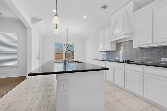 805 Rustic Trail, Midlothian, TX 76065