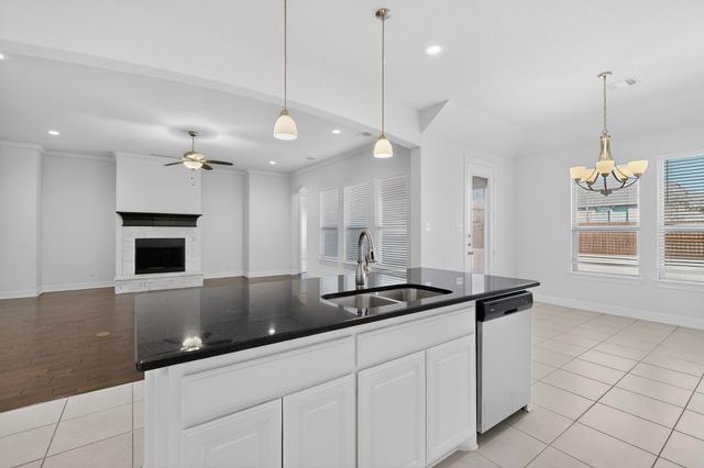 805 Rustic Trail, Midlothian, TX 76065