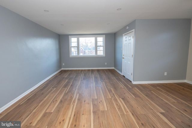 1230 FULLER ST, Philadelphia, PA 19111