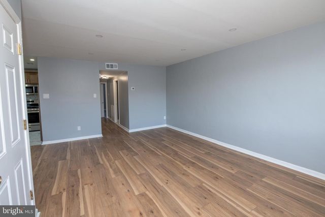 1230 FULLER ST, Philadelphia, PA 19111