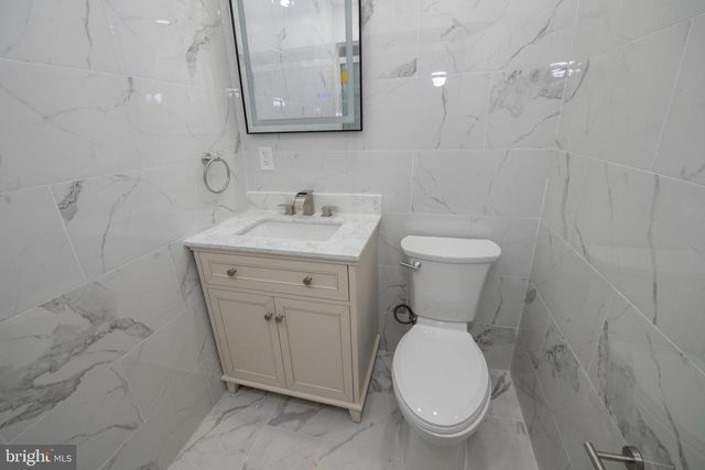 1230 FULLER ST, Philadelphia, PA 19111