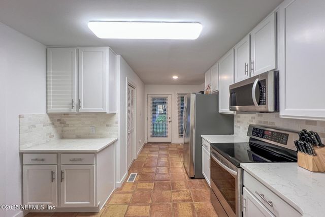 3426 SEA MARSH Road, Fernandina Beach, FL 32034