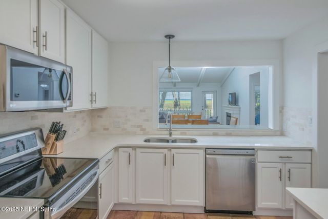 3426 SEA MARSH Road, Fernandina Beach, FL 32034