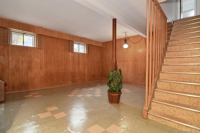 34 Deshon Avenue, Bronxville, NY 10708