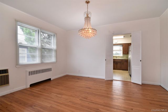 34 Deshon Avenue, Bronxville, NY 10708