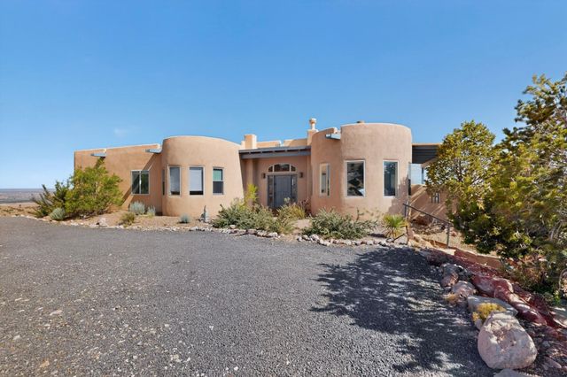 95 Overlook Drive, Placitas, NM 87043