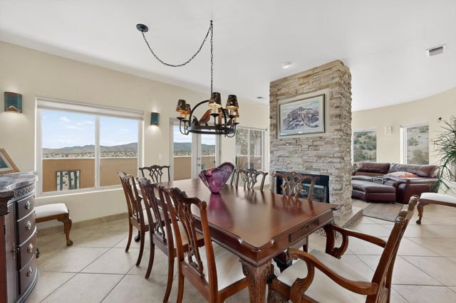95 Overlook Drive, Placitas, NM 87043