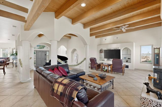 95 Overlook Drive, Placitas, NM 87043