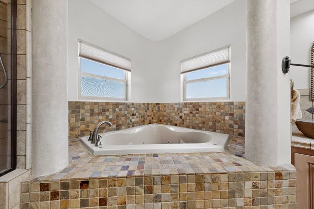 95 Overlook Drive, Placitas, NM 87043