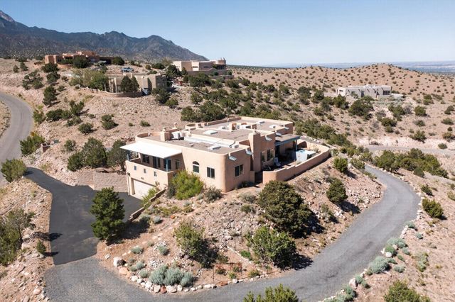 95 Overlook Drive, Placitas, NM 87043