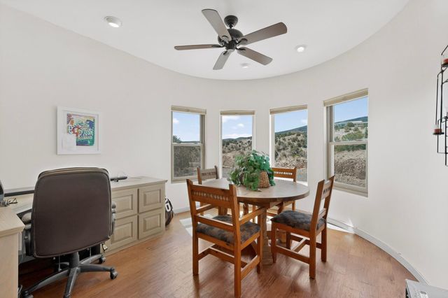 95 Overlook Drive, Placitas, NM 87043