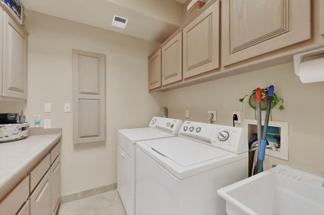 95 Overlook Drive, Placitas, NM 87043