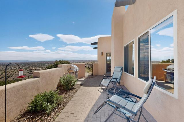 95 Overlook Drive, Placitas, NM 87043
