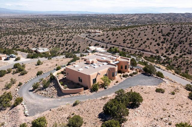 95 Overlook Drive, Placitas, NM 87043