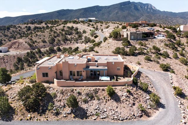 95 Overlook Drive, Placitas, NM 87043