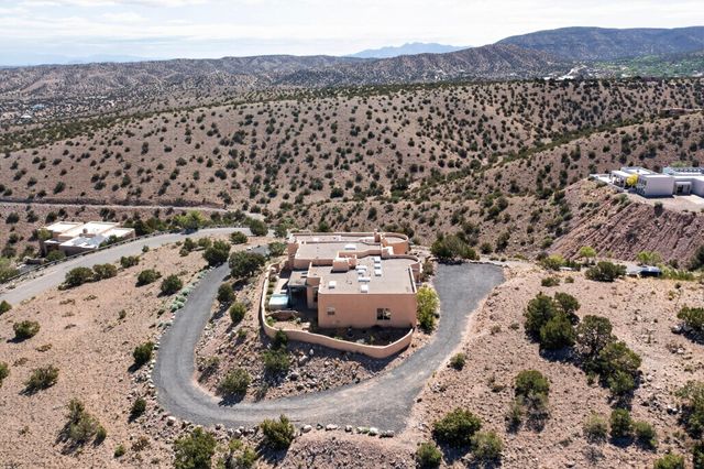 95 Overlook Drive, Placitas, NM 87043