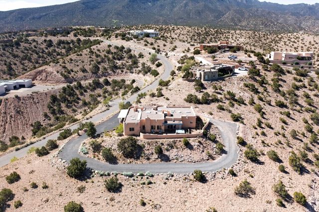 95 Overlook Drive, Placitas, NM 87043