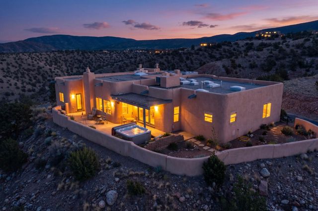 95 Overlook Drive, Placitas, NM 87043
