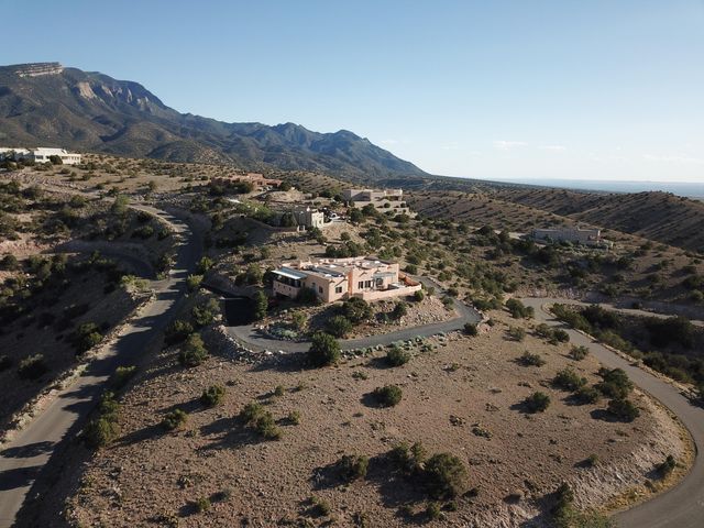 95 Overlook Drive, Placitas, NM 87043