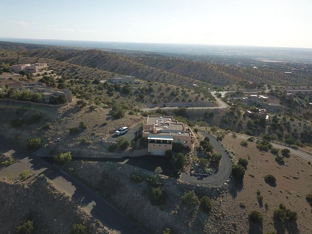 95 Overlook Drive, Placitas, NM 87043