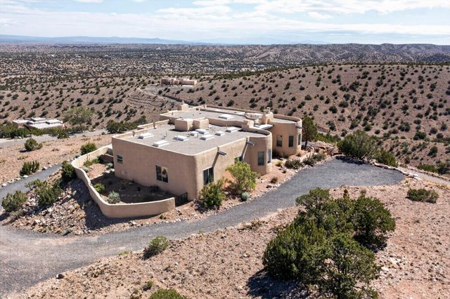95 Overlook Drive, Placitas, NM 87043