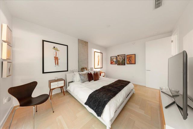 313 W 17th ST 1104, Austin, TX 78701