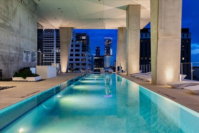 313 W 17th ST 1104, Austin, TX 78701