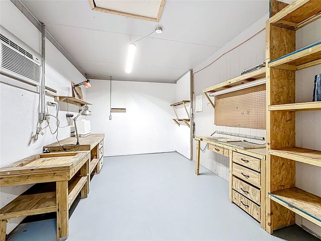 220 E LAWSON DRIVE, Auburndale, FL 33823