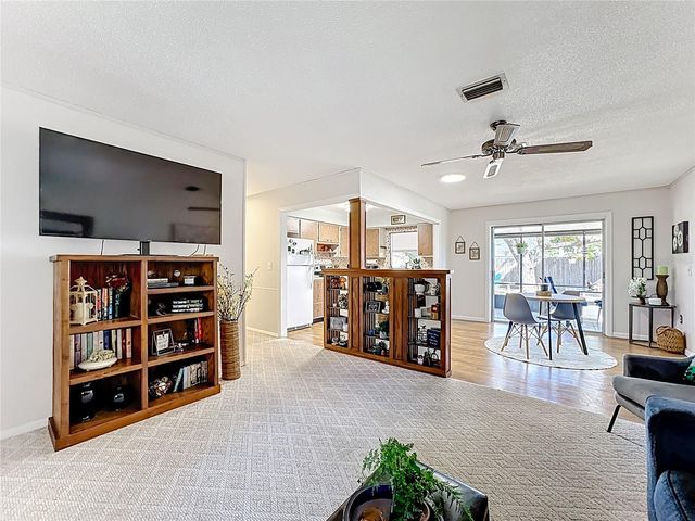 220 E LAWSON DRIVE, Auburndale, FL 33823