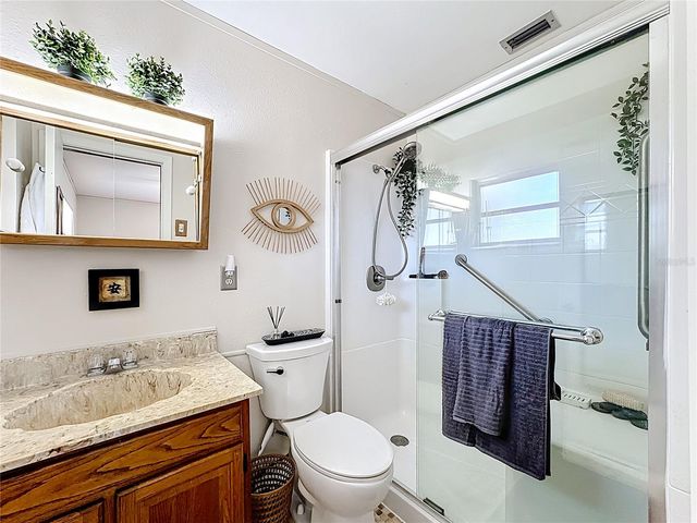 220 E LAWSON DRIVE, Auburndale, FL 33823