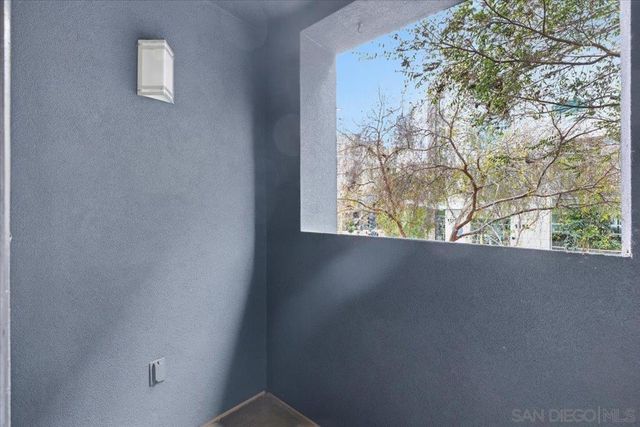 525 11th Avenue 1108, San Diego, CA 92101