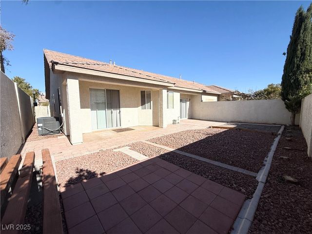 9289 Mandeville Bay Avenue, Las Vegas, NV 89148