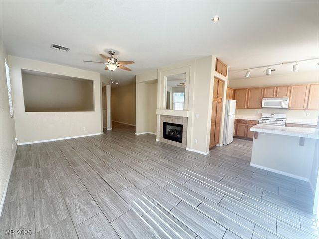 9289 Mandeville Bay Avenue, Las Vegas, NV 89148
