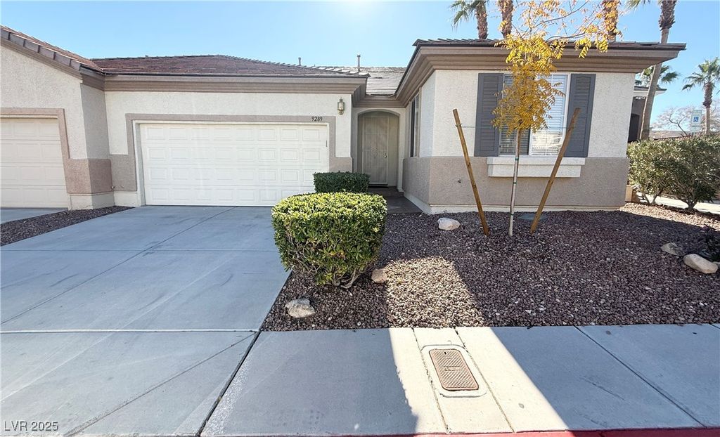 9289 Mandeville Bay Avenue, Las Vegas, NV 89148