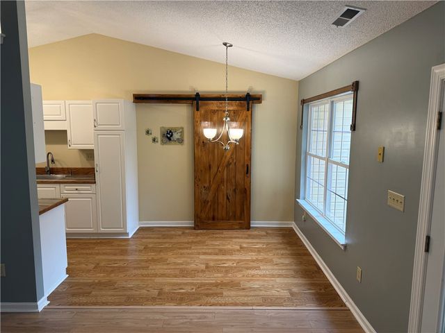 325 S Sandy Brook Way, Simpsonville, SC 29680