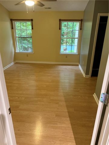 325 S Sandy Brook Way, Simpsonville, SC 29680