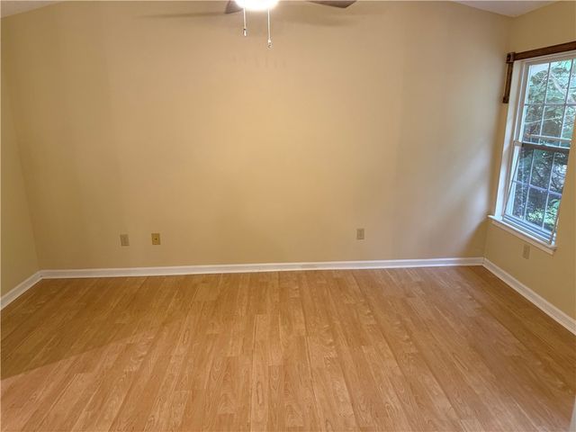 325 S Sandy Brook Way, Simpsonville, SC 29680