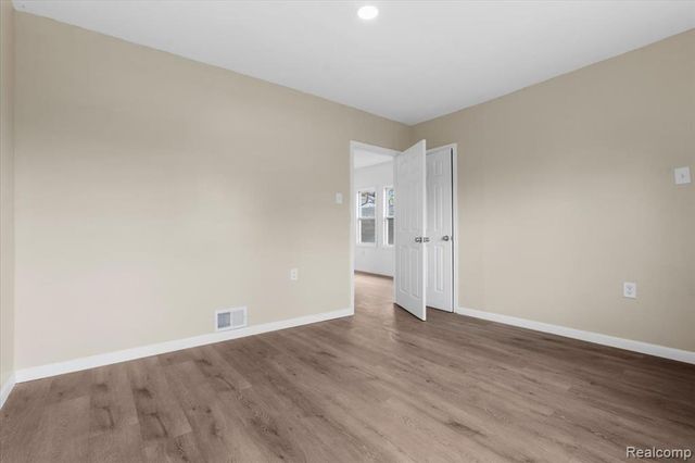 18030 Mackay Street, Detroit, MI 48234